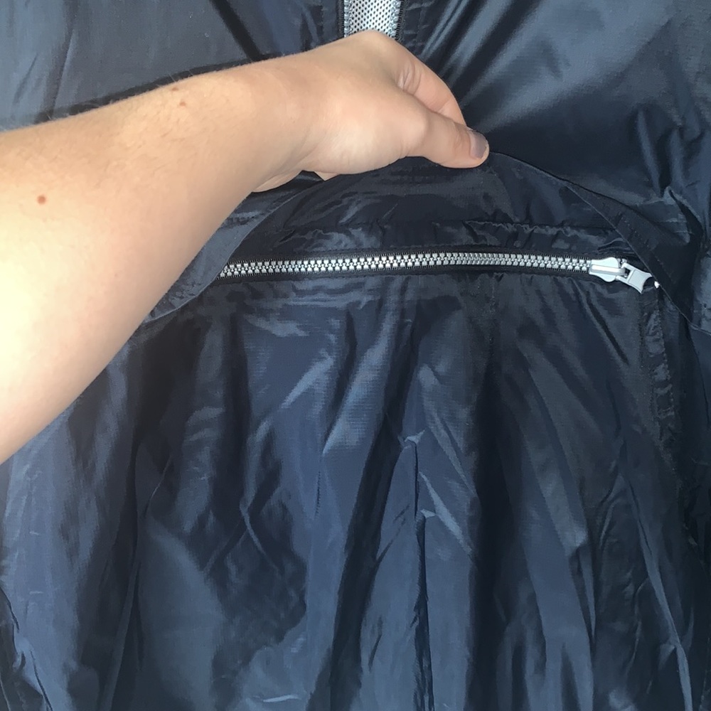 Men’s Chaps Windbreaker Pullover - image 3